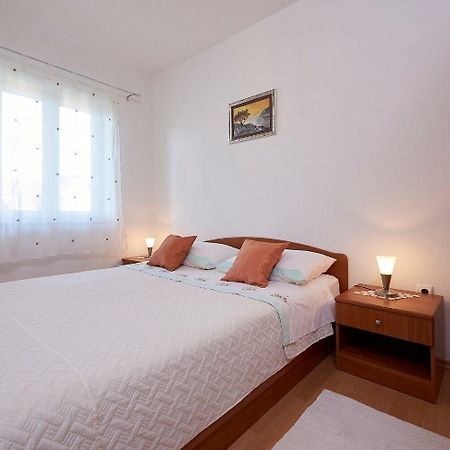 Apartment Ivanka Трогир Экстерьер фото